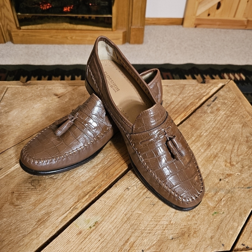 Florsheim Pisa Crocodile Print Loafers Size 10 D excellent pre-owned condition